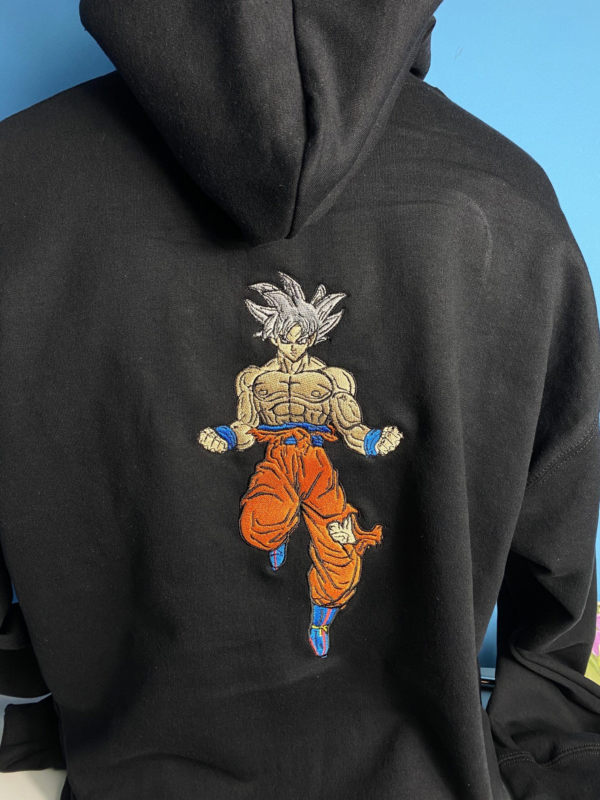 sudadera Goku ultra instinto - Imagen 4